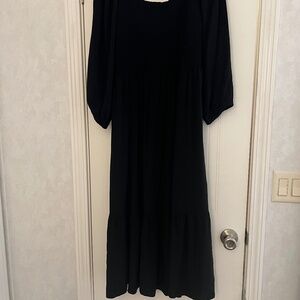 Black cotton dress